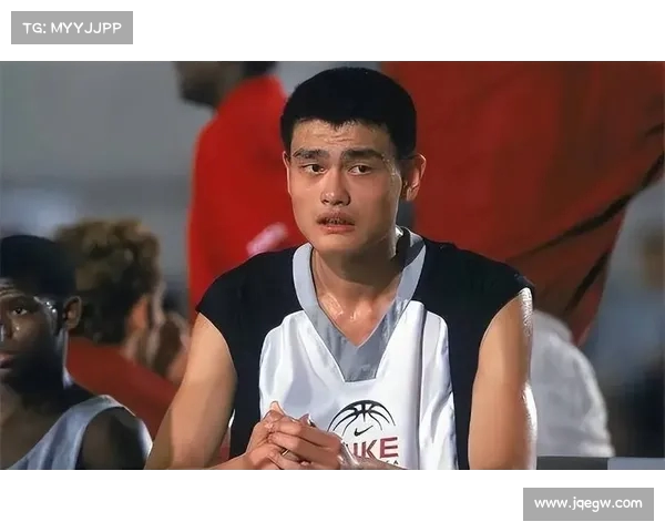 从 2 米 26 到 _移动长城_:姚明退役后的身高传奇 从 2 米 26 到 _移动长城_:姚明退役后的身高传奇